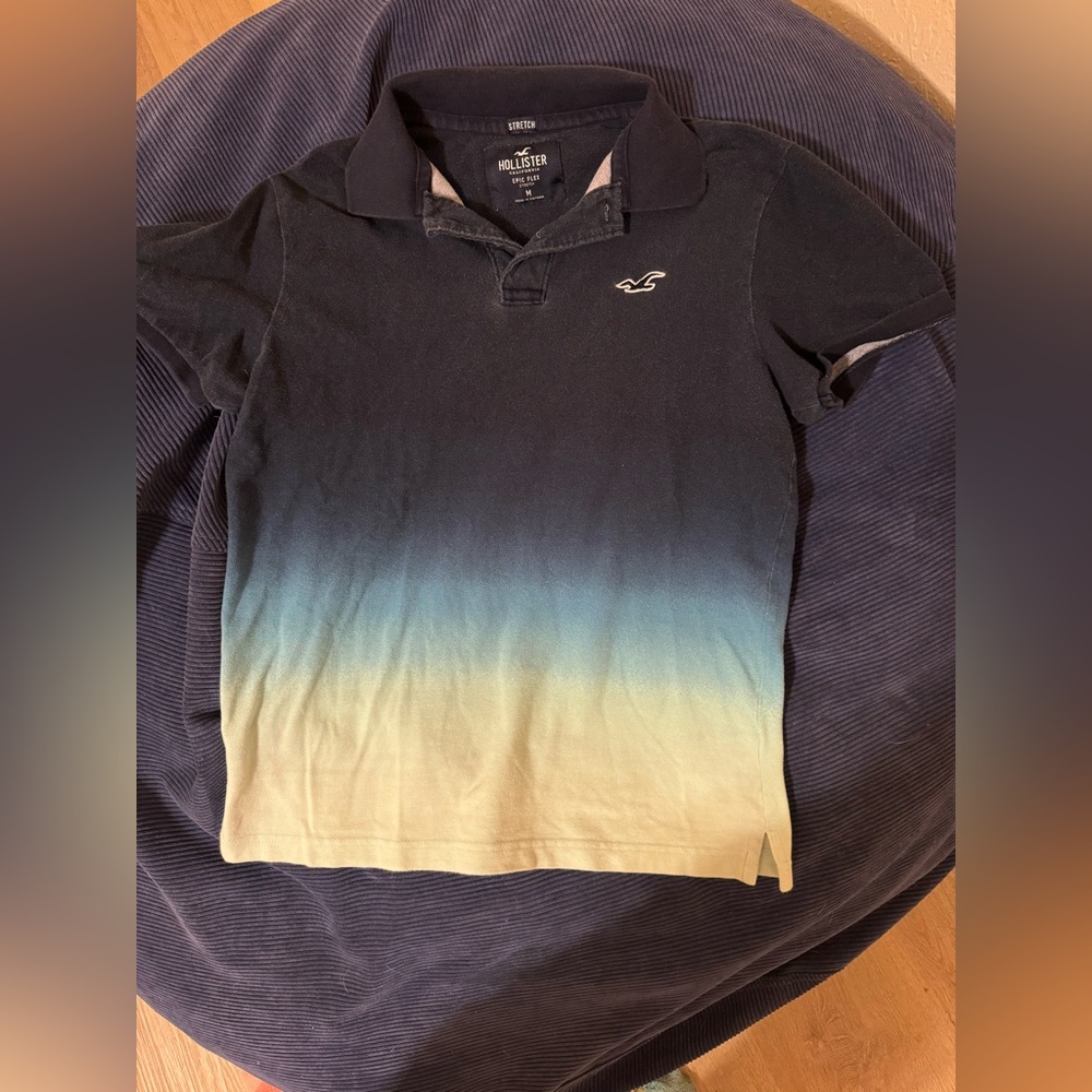Hollister polo